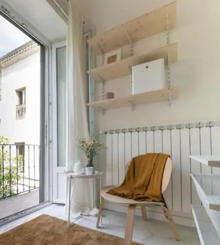 Bel Et Grand Quais De La Fontaine شقة