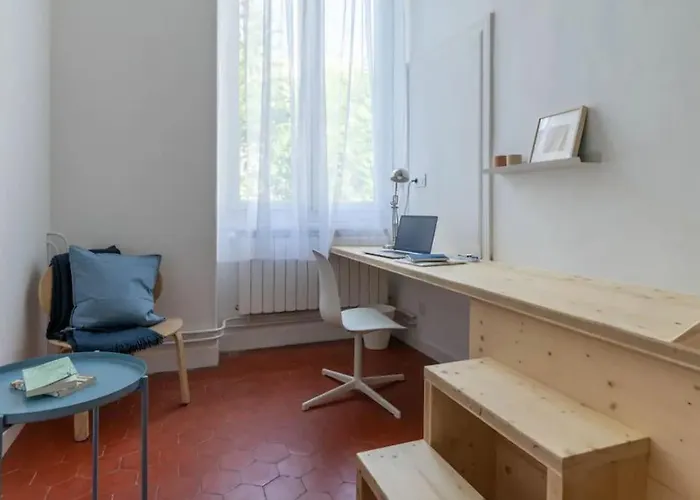 Bel Et Grand Quais De La Fontaine شقة *